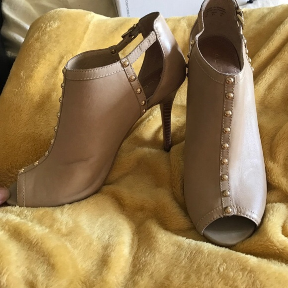 Tan open toed booties